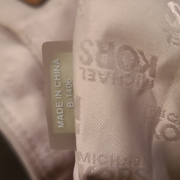 47. Michael Kors Astrid Handbag - Picture 13 of 15